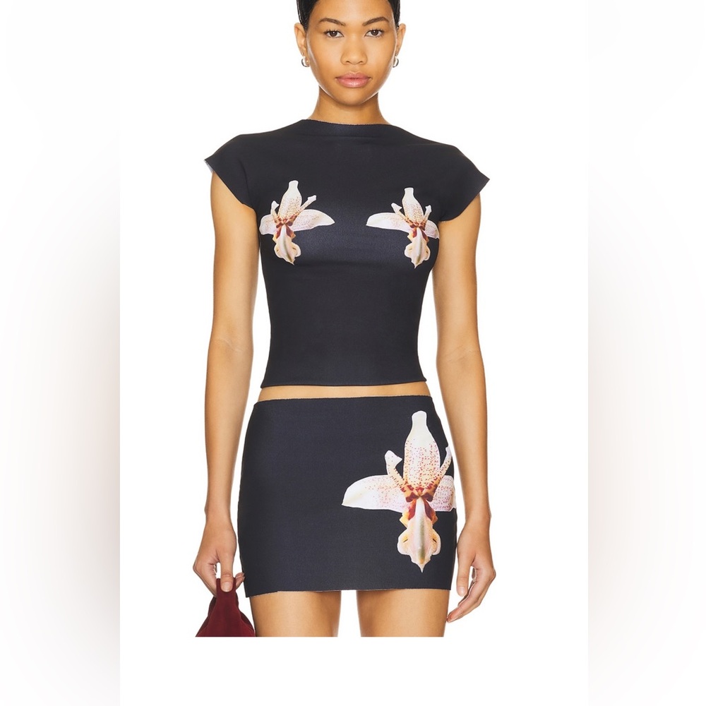 BNWT 1XBLUE orchid shapewear t-shirt black floral